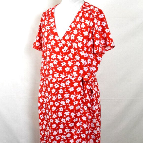 J. Crew Dresses & Skirts - NWT J.CREW Dress 14 Red Floral Print Wrap Machine Wash